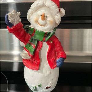 Polyresin 7” Christmas Snowman Holding Snowflake Figurine